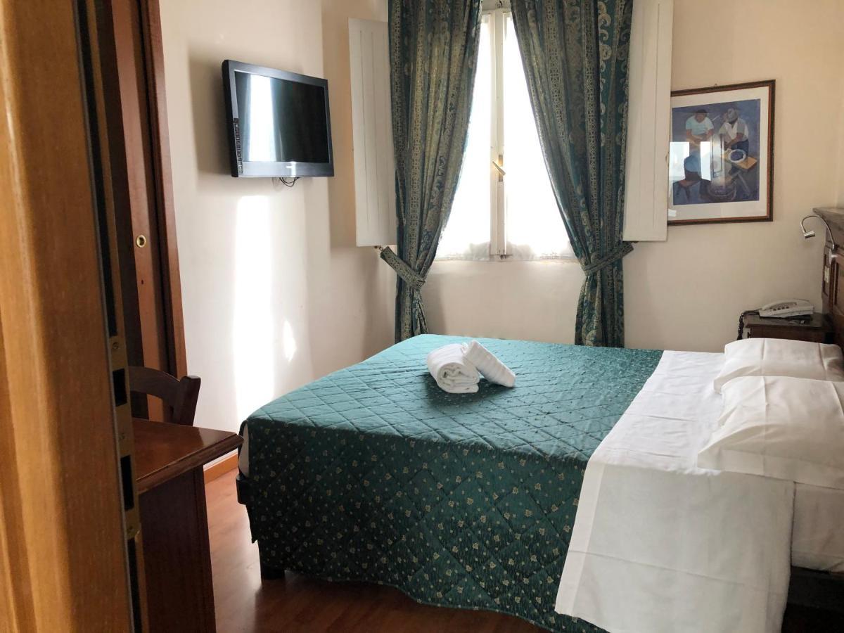 Hotel Le Due Fontane Florenz Exterior foto