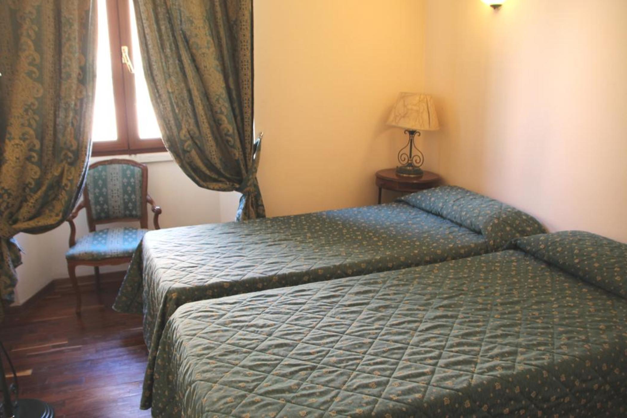 Hotel Le Due Fontane Florenz Exterior foto